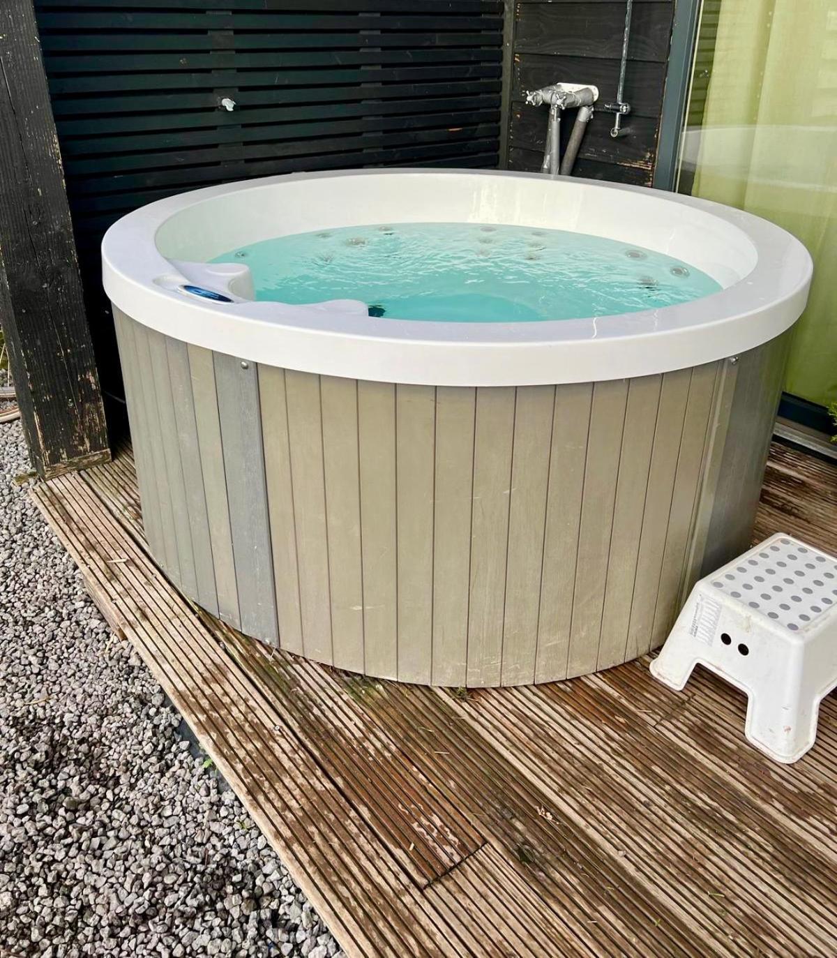 Family House With Garden & Jacuzzi & Sauna Near Amsterdam Vijfhuizen Εξωτερικό φωτογραφία